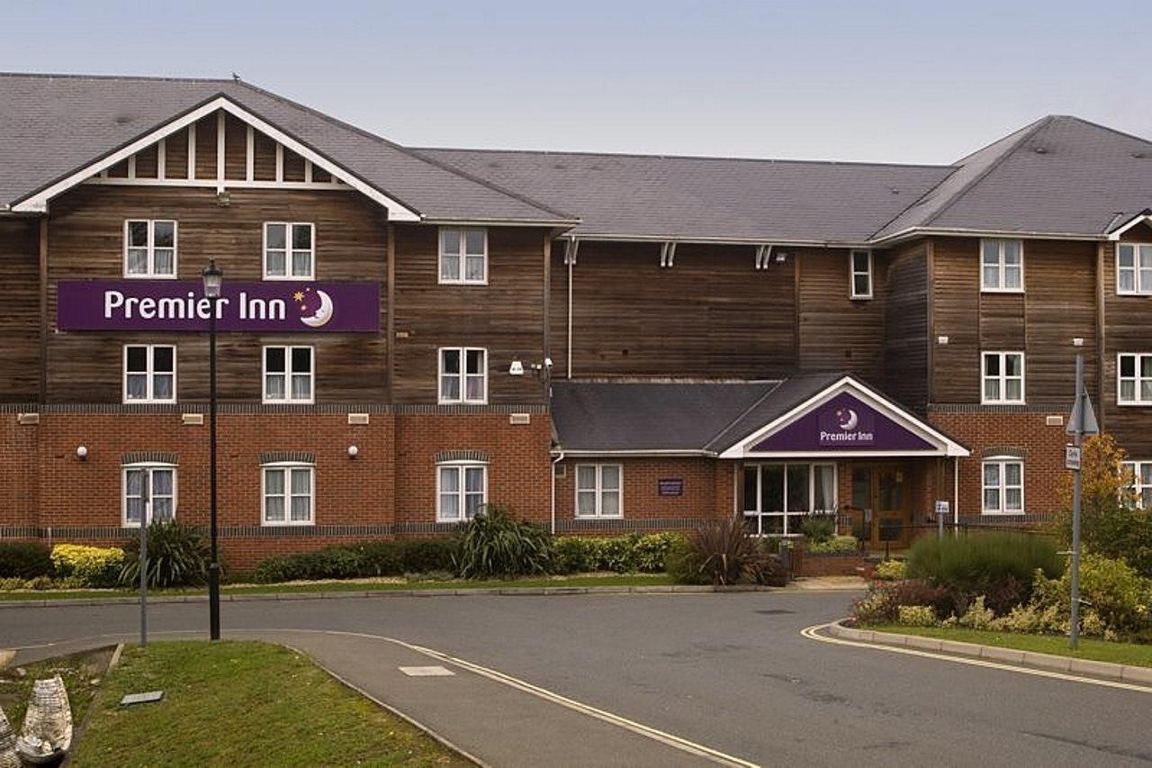 Premier Inn Isle Of Wight Newport  Exterior foto