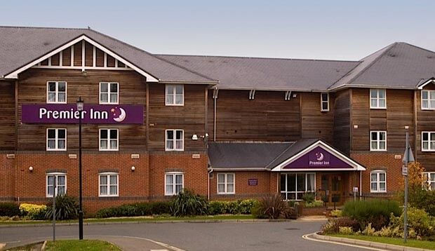 Premier Inn Isle Of Wight Newport  Exterior foto